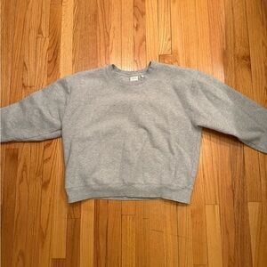 Women’s xl grey aritzia crewneck/sweater, great condition